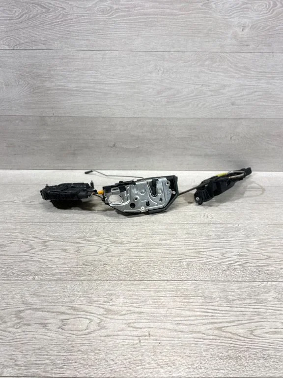 Rear door lock 7167588 – BMW X5 E70 (2006-2013)