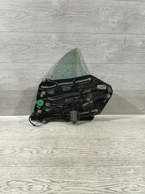 Rear door window regulator with motor – BMW 3 Series E46 (1998-2005)