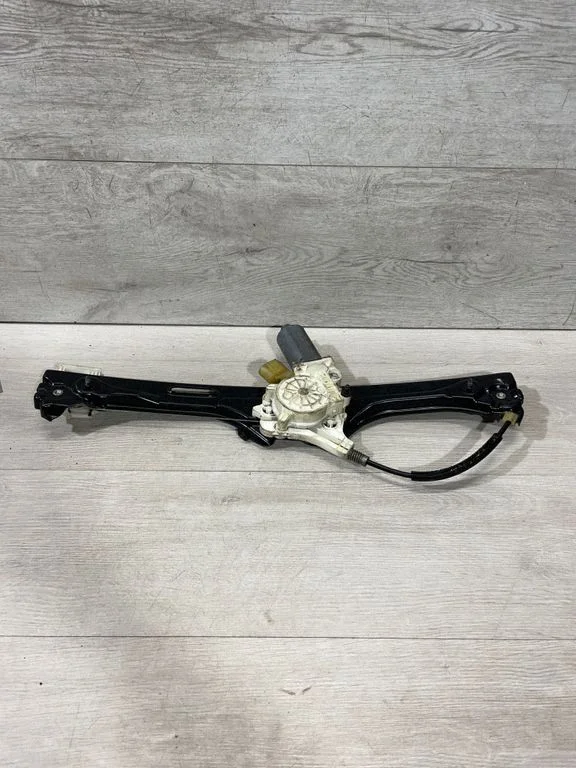 Rear door window regulator with motor 7166382 – BMW X5 E70 (2006-2013)