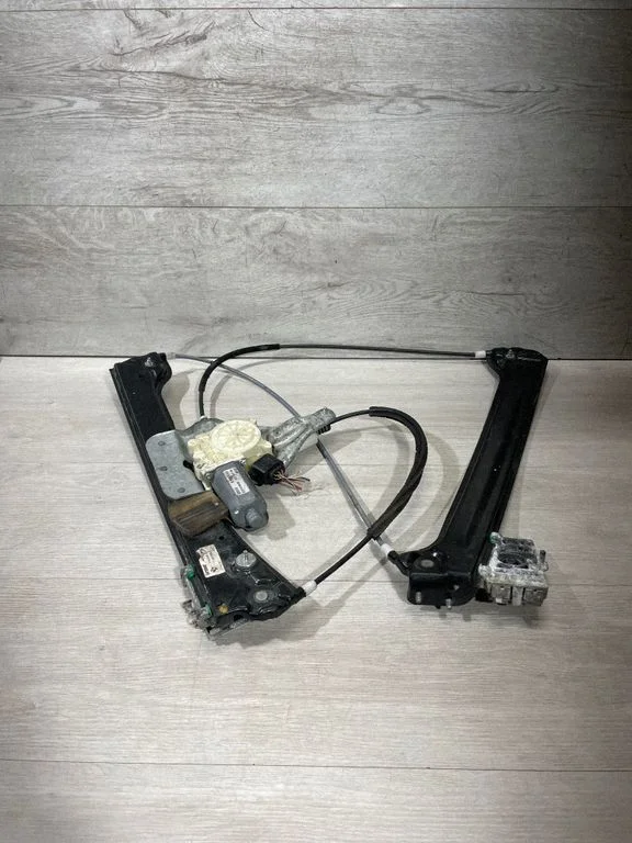 Priekinio el. Lango pakėlimo mechanizmo komplektas