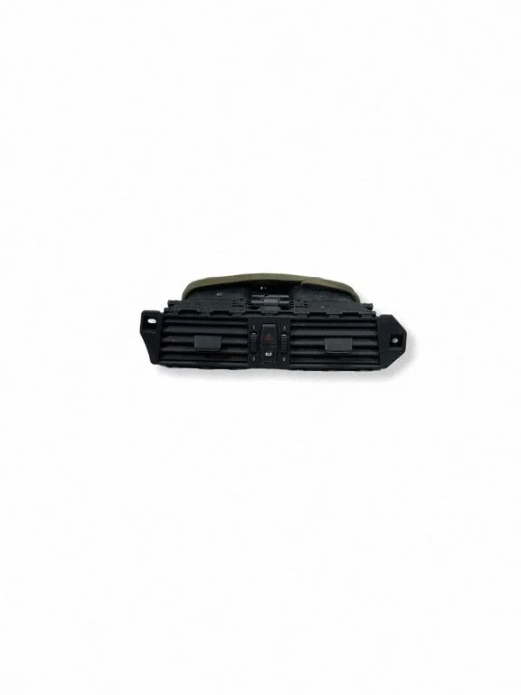 Środkowe kratki nawiewu – BMW Seria 5 E60 E61 (2004-2010)