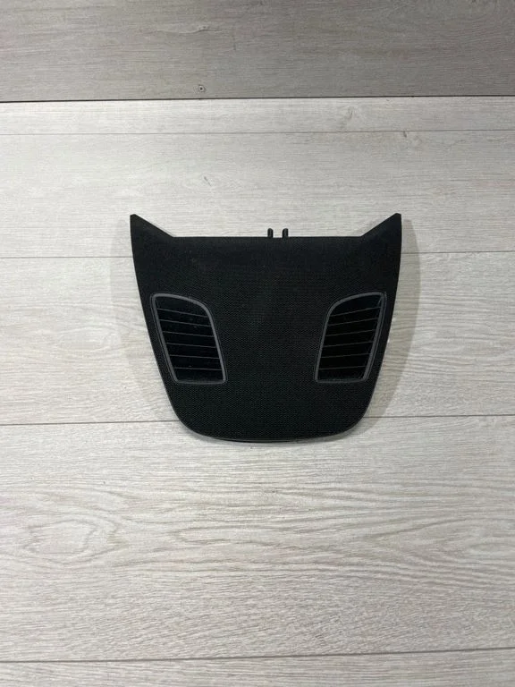 Dash center speaker trim cover – BMW 5 Series G30 G31 G38 (2016-)