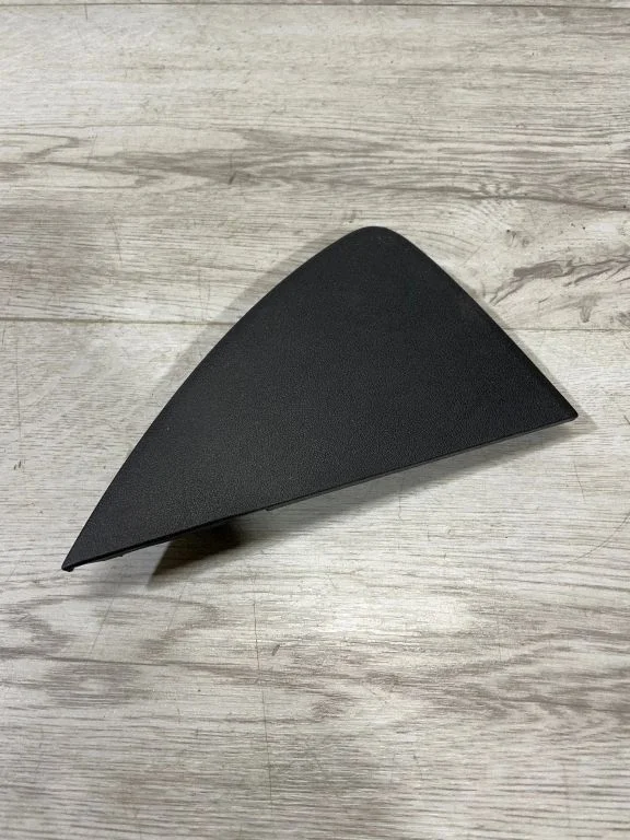 Dashboard side end trim 1083362 – Tesla Model 3 (2017-)