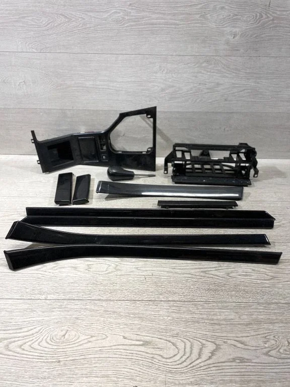 Priekšējā apdares josla 8172032 – BMW 5. sērija E39 (1996-2003)