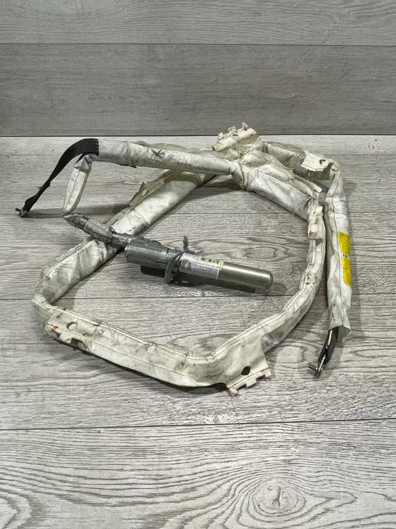 Katuse turvapadi (kardin) – BMW 7-seeria E65 E66 (2001-2008)
