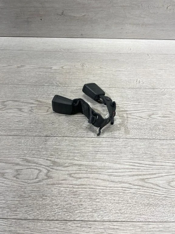 Rear seatbelt buckle 7442030 – BMW 3 Series G20 G21 (2019-)