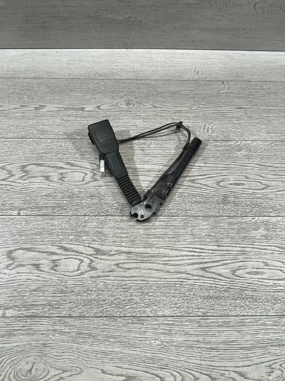 Front seatbelt buckle 7259388 – BMW 3 Series F30 F35 F31 (2012-2018)