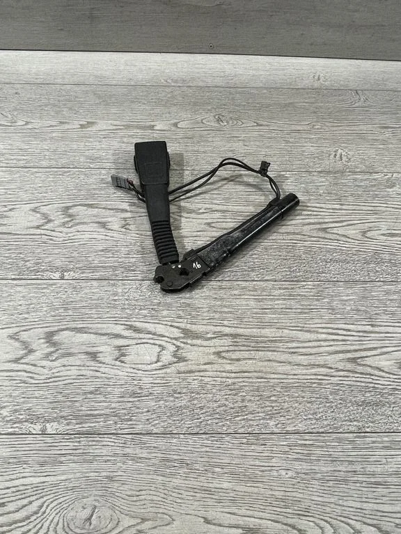 Front seatbelt buckle 7126296 – BMW 3 Series E90 E91 (2005-2012)