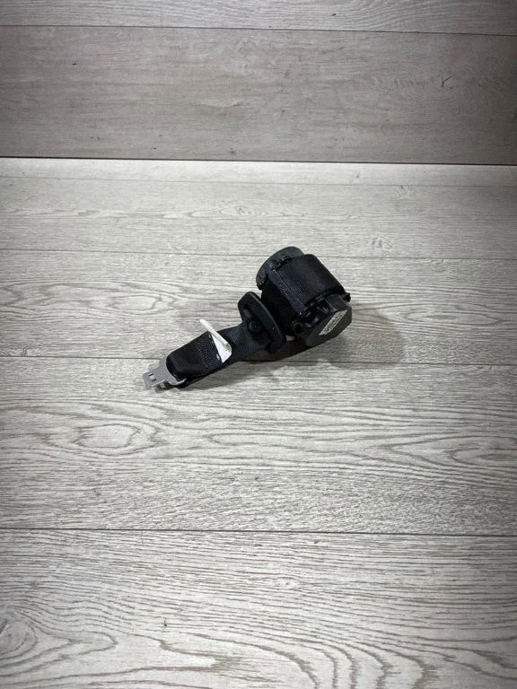 Rear seatbelt 606346000C – BMW X5 E70 (2006-2013)