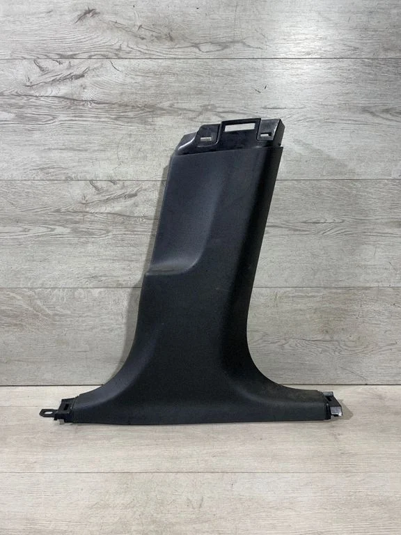 (B) pillar trim (bottom) 164343100A – Tesla Model 3 (2017-)