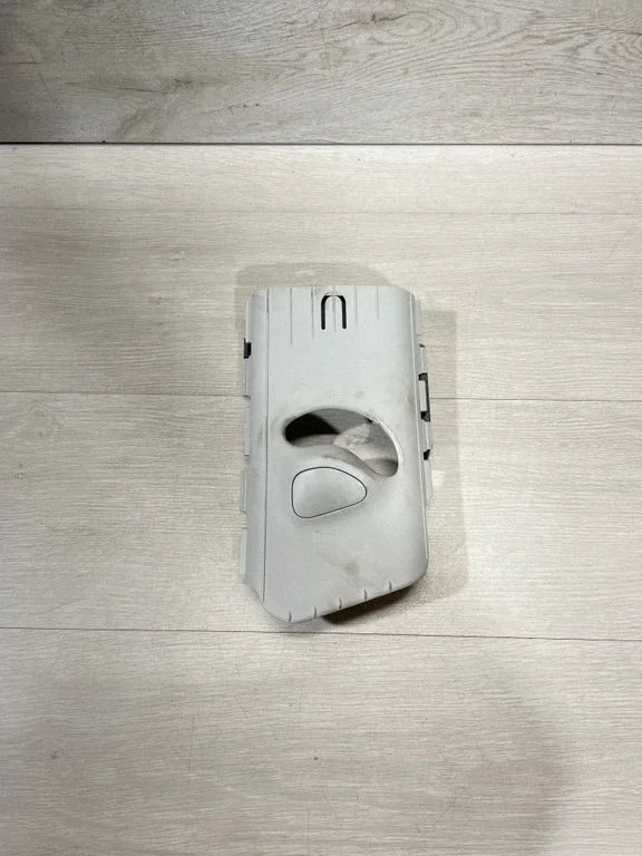 (B) pillar trim (top) 1086261 – Tesla Model 3 (2017-)