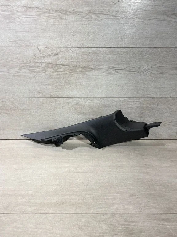 (D)pillar trim (top) 164344500A – Tesla Model 3 (2017-)