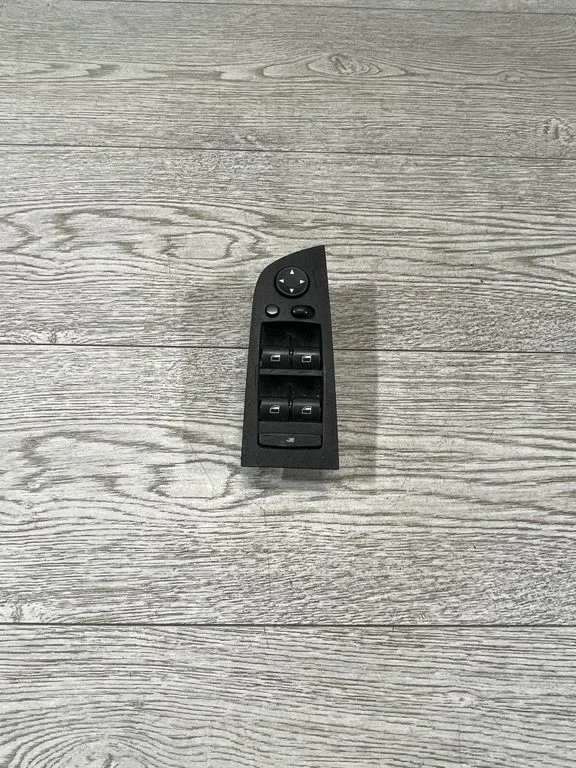 Elektrisko logu slēdzis 9132147