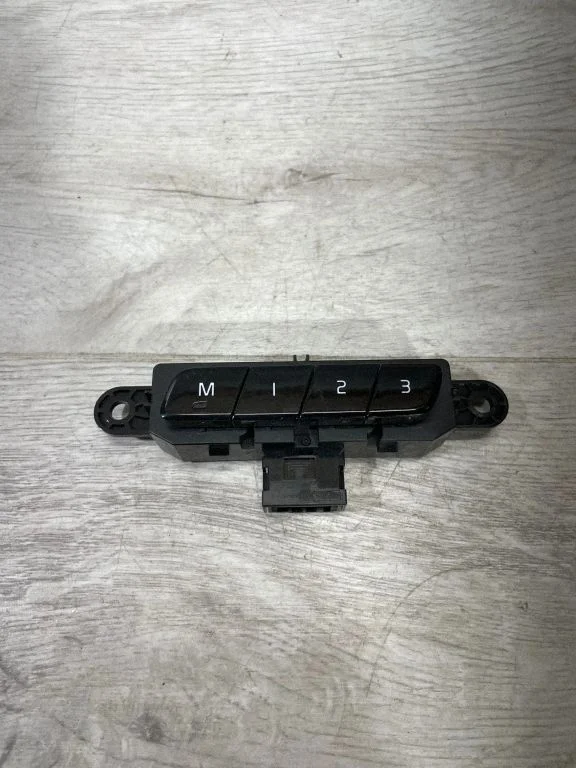Przełącznik pamięci foteli 31376462 – Volvo XC90 (2014-)