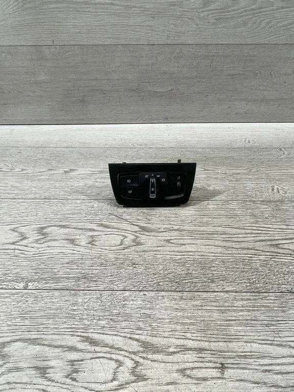 Light switch – BMW 3 Series F30 F35 F31 (2012-2018)
