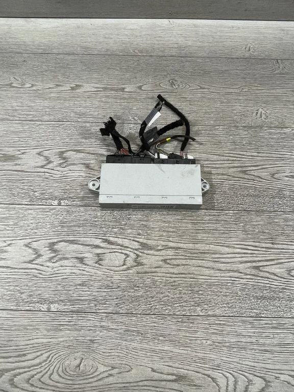 Door control unit/module – BMW 7 Series E65 E66 (2001-2008)