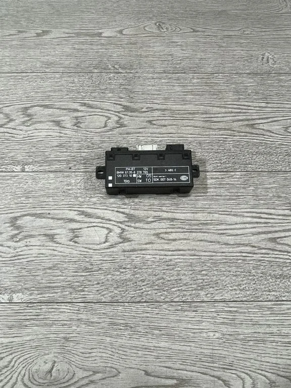 Durvju elektronikas vadības bloks – BMW 7. sērija E38 (1993-2001)