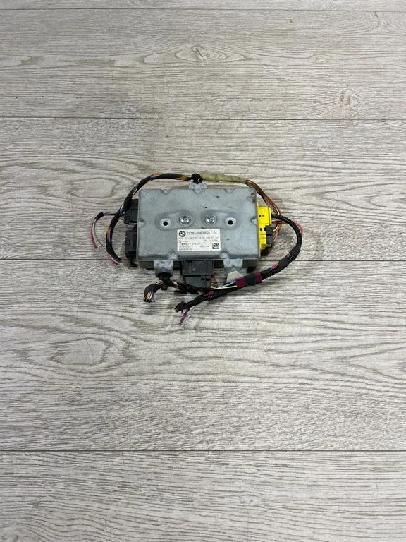 Durvju elektronikas vadības bloks – BMW 5. sērija E60 E61 (2004-2010)