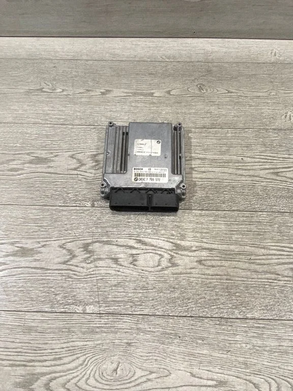 Engine control unit/module – BMW 3 Series E46 (1998-2005)