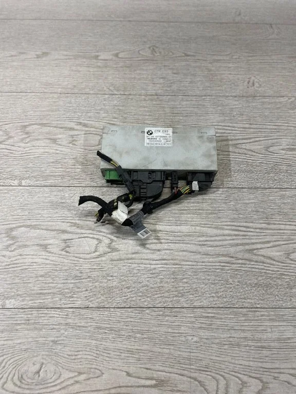 Stoglangio valdymo blokas