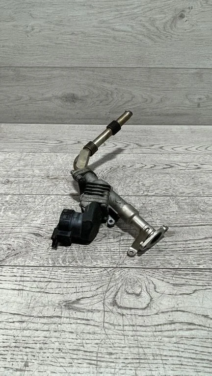 EGR valve – BMW 3 Series E90 E91 (2005-2012)