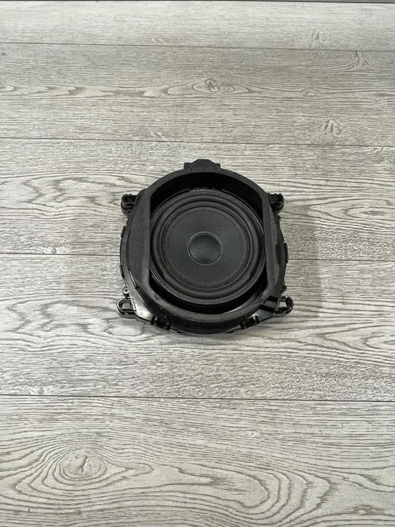 Subwoofer – BMW X5 E70 (2006-2013)