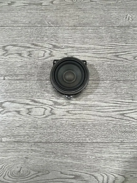 Front door speaker – BMW 6 Series F12 F13 (2010-2018)