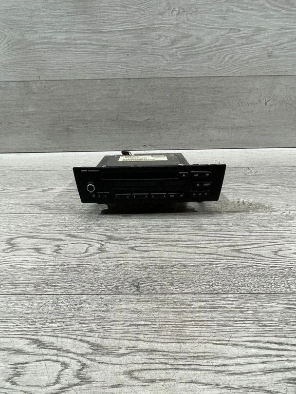 Radio/CD/DVD atskaņotājs/navigācija 9236531 – BMW 1. sērija E81 E87 (2004-2011)