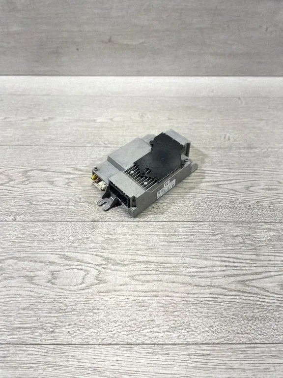 Wzmacniacz audio 7928576