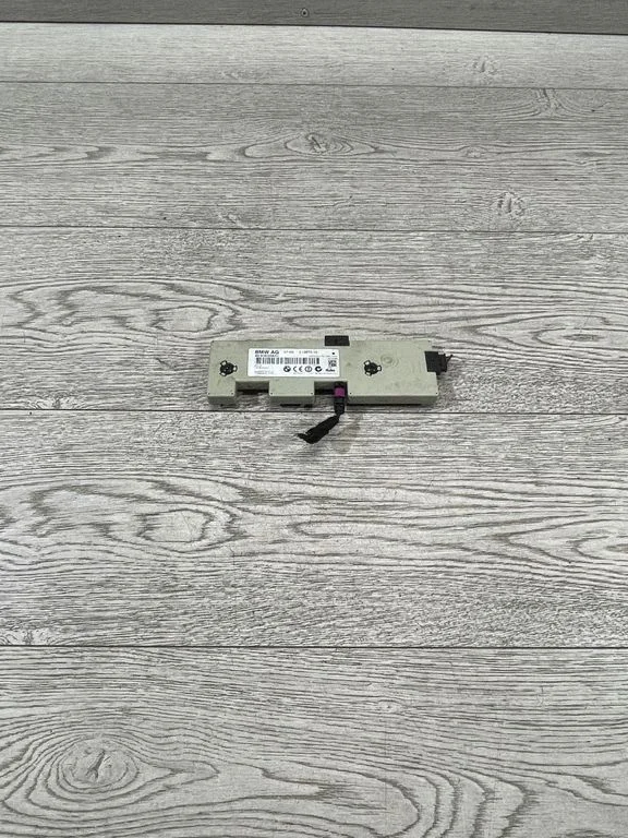 Antenni võimendi – BMW 3-seeria E90 E91 (2005-2012)