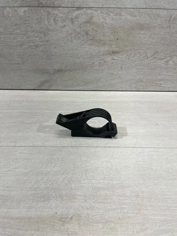 Fuel filter bracket/mount holder 8510304