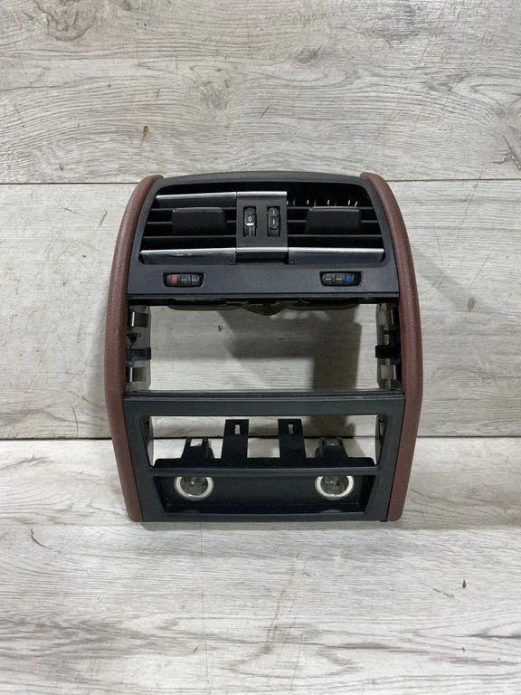 Other center console (tunnel) element – BMW 7 Series F01 F02 F03 F04 (2008-2016)