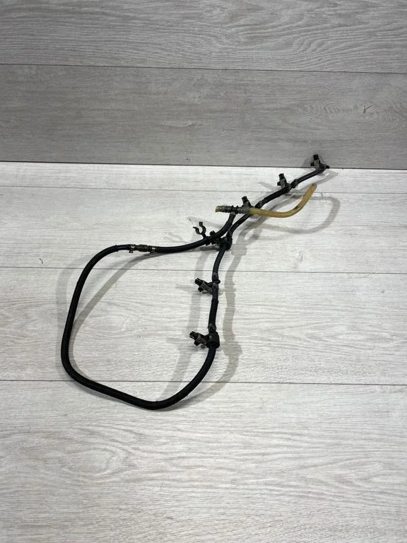 Kütuse tagasivoolutoru / -voolik 7799869