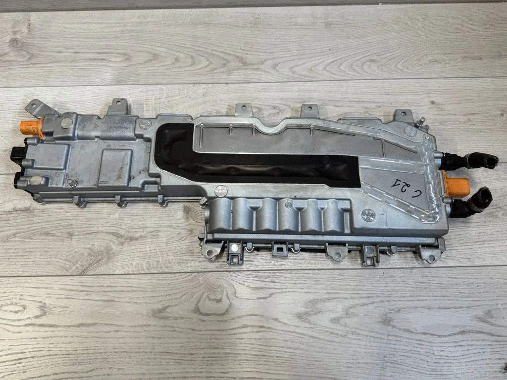 Invertors (sprieguma pārveidotājs) 5B6B61701