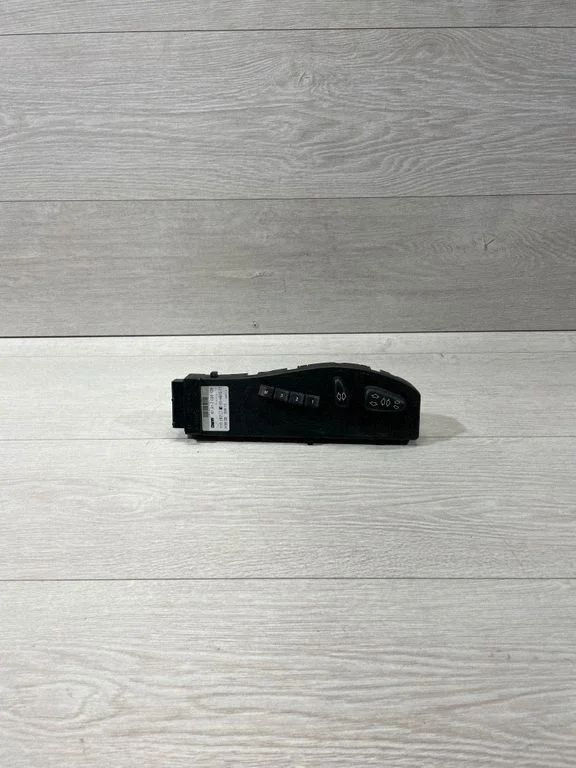 Seat control module 7036126