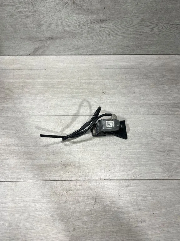 Windshield/windscreen camera 9199305