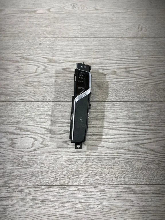 A set of switches – BMW 5 Series G30 G31 G38 (2016-)