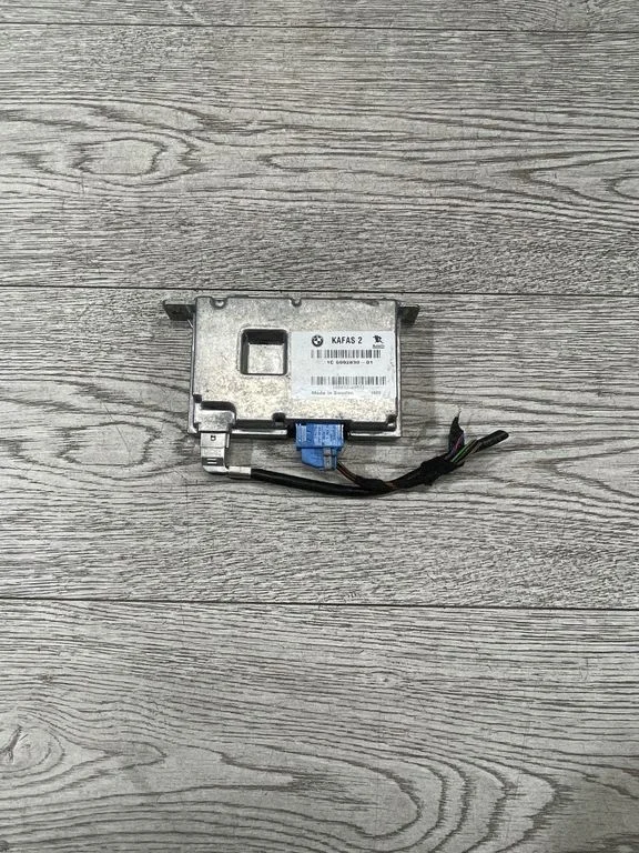 Camera control unit module 6992830