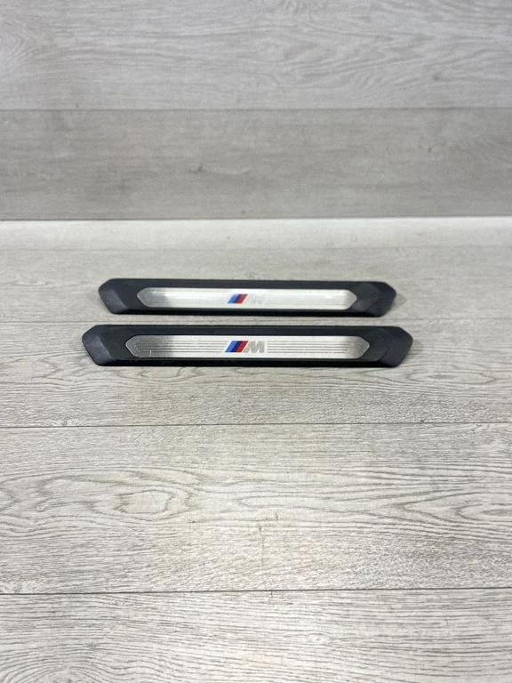 Listwy progowe wewnętrzne (komplet) 8068487 – BMW X3 G01 (2018-2024)