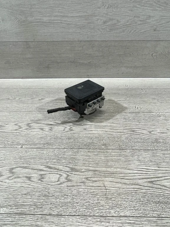 ABS bloks – BMW 3. sērija F30 F35 F31 (2012-2018)