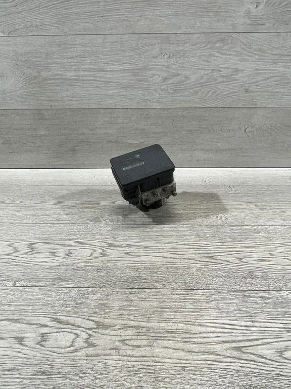 ABS block – BMW 1 Series E81 E87 (2004-2011)