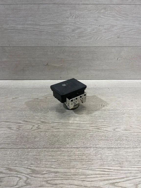 ABS bloks – BMW 3. sērija F30 F35 F31 (2012-2018)