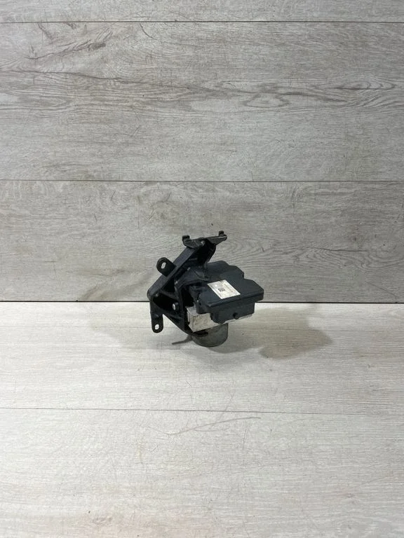 ABS block 104474500B – Tesla Model 3 (2017-)