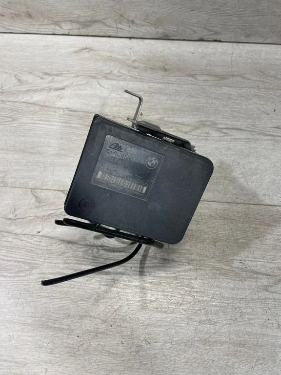 ABS block – BMW 3 Series E90 E91 (2005-2012)