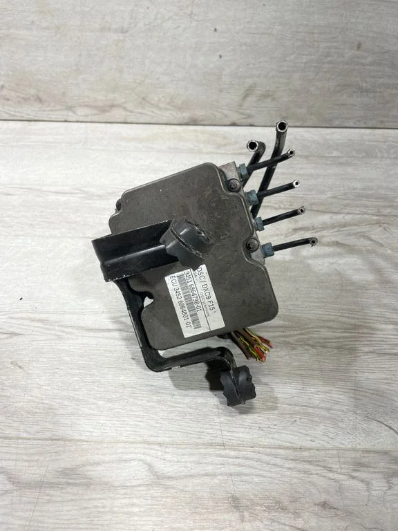 Pompa ABS 6864798 – BMW X5 F15 (2013-2017)