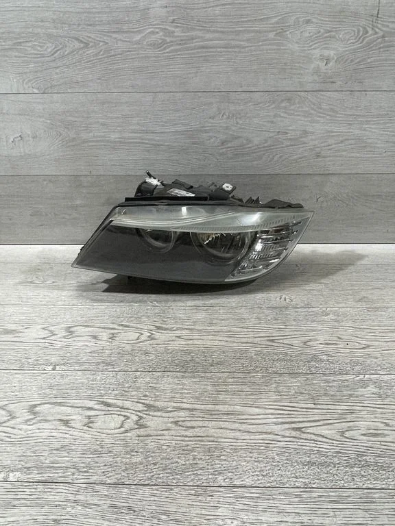 Headlight/headlamp – BMW 3 Series E90 E91 (2005-2012)