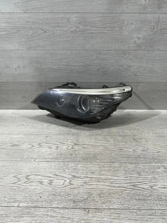 Headlight/headlamp – BMW 5 Series E60 E61 (2004-2010)
