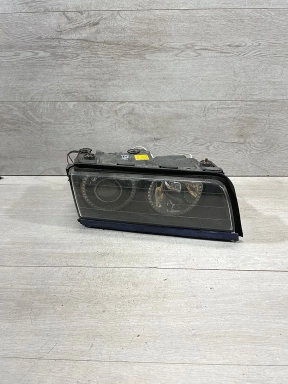 Headlight/headlamp 8352754
