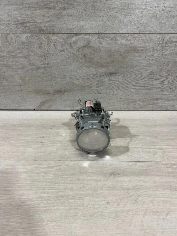 Headlight/headlamp 1305310