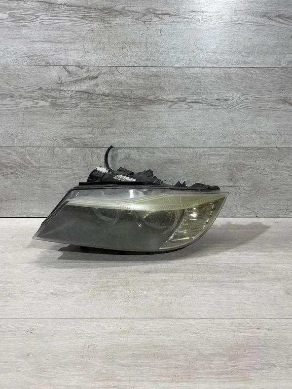 Headlight/headlamp 89318931